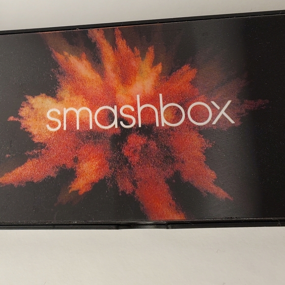 Smashbox Cover Shot Eyeshadow Palette in Ablaze - Picture 2 of 8